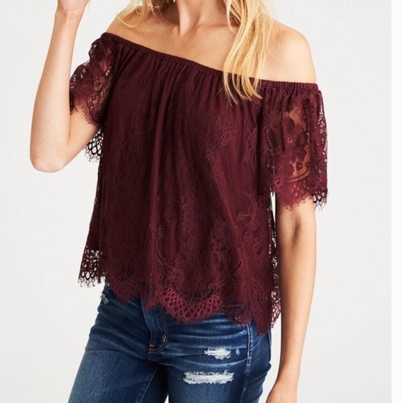 American Eagle Outfitters Tops - American Eagle Eyelash Lace Off Shoulder top